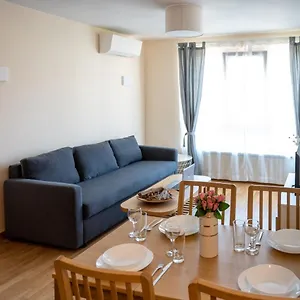 Modern And Spacious In The Centre Daire Sofya