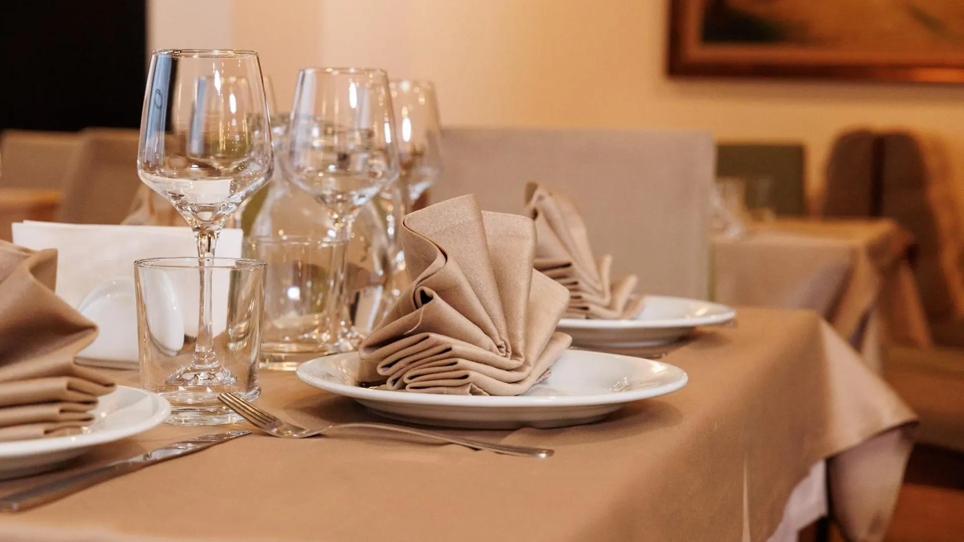 בנסקו Green Wood Hotel & Spa 4*,  בולגריה