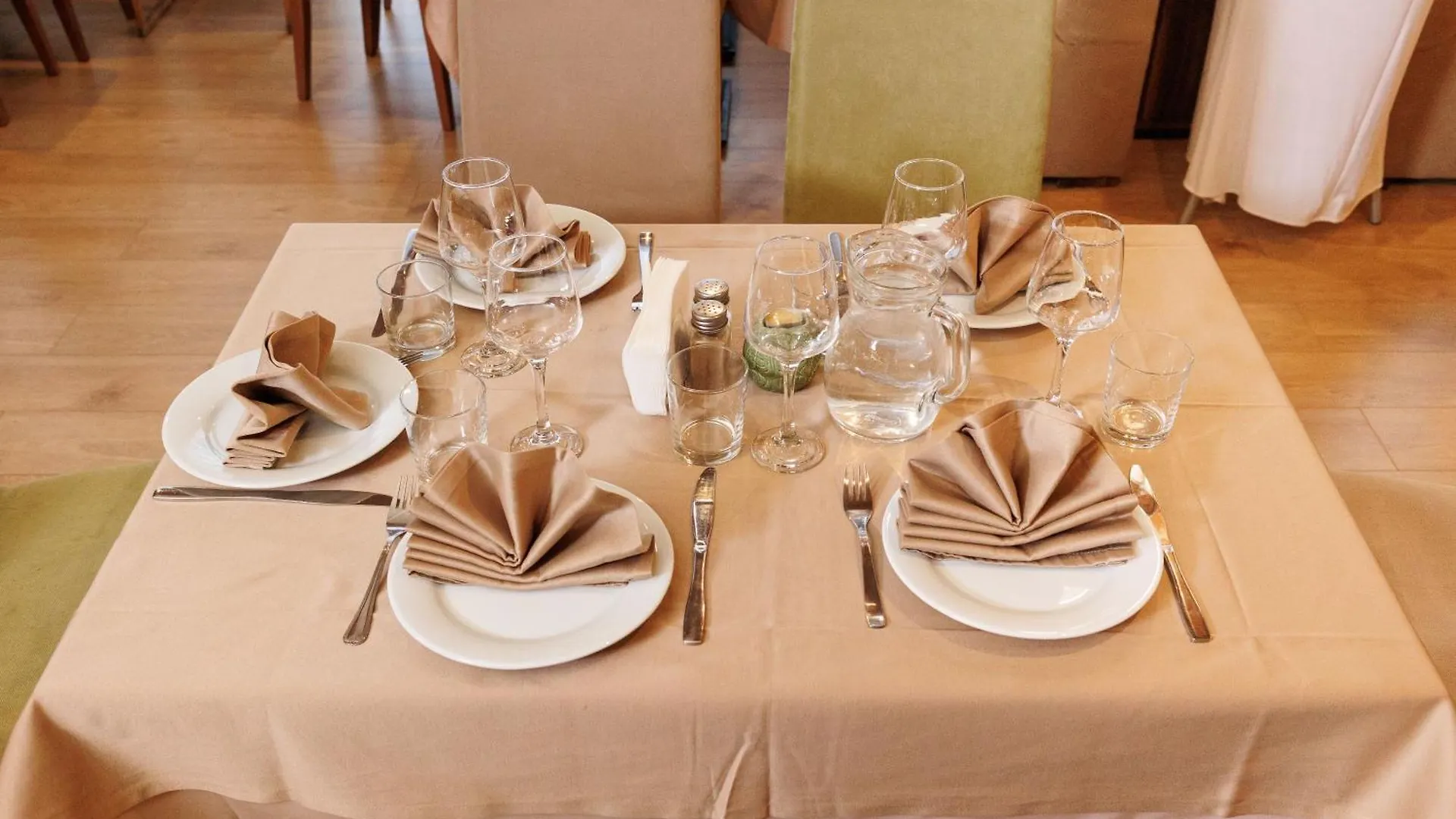 מלון דירות בנסקו Green Wood Hotel & Spa