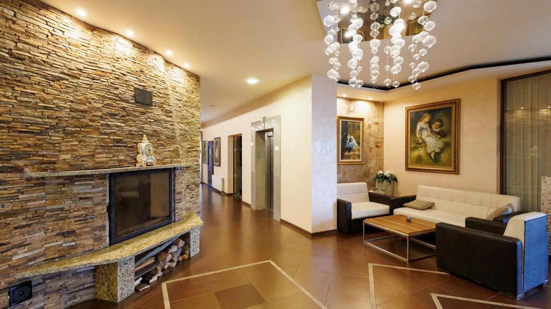 בנסקו Green Wood Hotel & Spa 4*,
