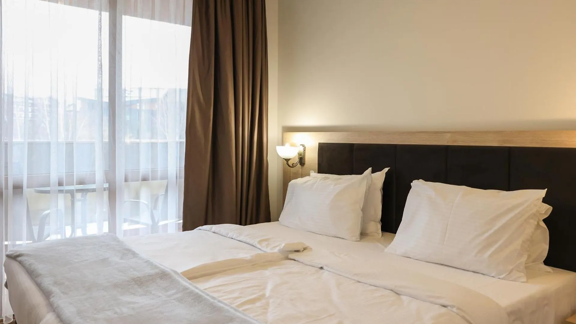 **** מלון דירות בנסקו Green Wood Hotel & Spa בולגריה